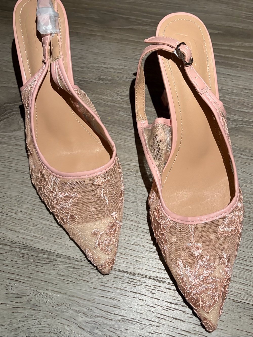 shein pink lace kitten heels 🐱